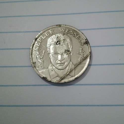 Shoprite Checkers 1992 Cricket Coin - Condition as per scan # Kepler Wessels