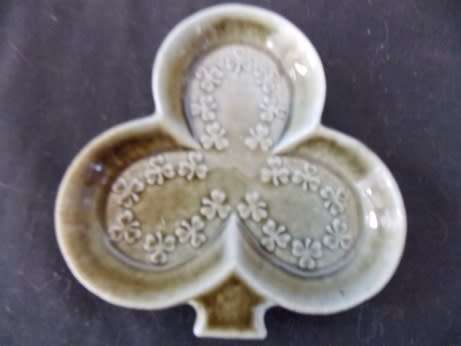Vintage Irish Wade Coarmagh Porcelain Trinket Bowl Clover shape