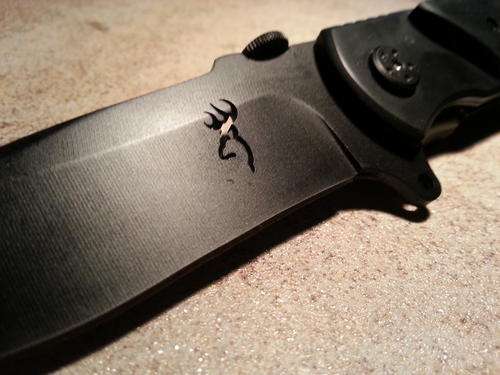 BROWNING DELUXE  EDITION KNIFE 1 LEFT FOR AUCTION