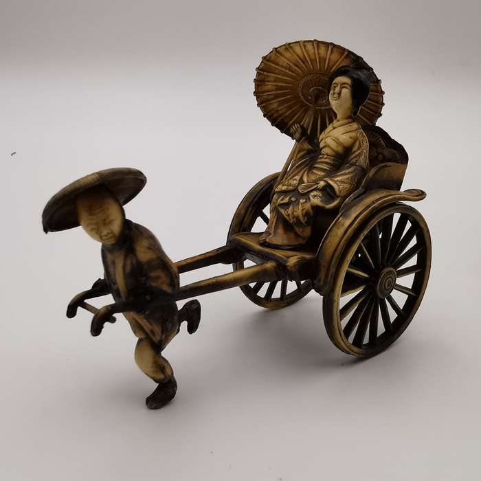 VINTAGE CELLULOID JAPANESE FIGURES