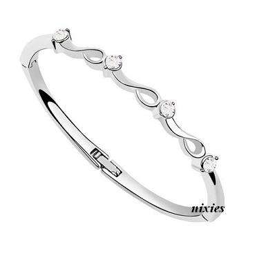 FEMININE SWAROVSKI DIAMOND BRACELET