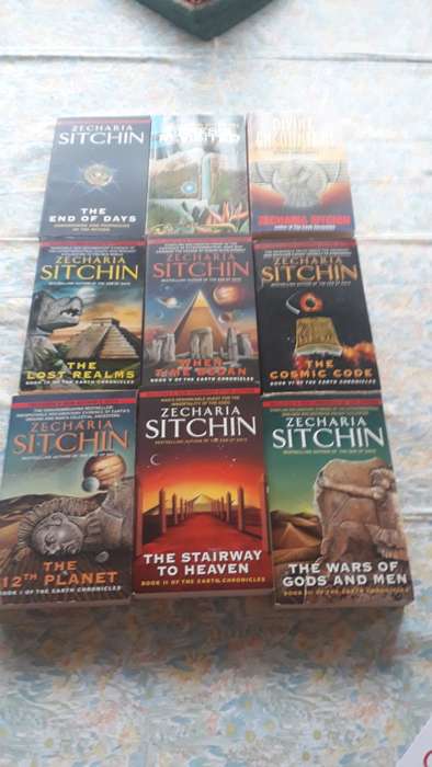 BOOKS NON-FICTION: A Complete Zecharia Sitchin Earth Chronicles Nine-Book Series Set,Like New