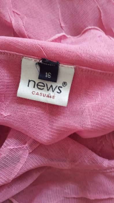 VINTAGE CLOTHES: SHEER FRILLY PINK TOP - SIZE 10 - VERY GOOD