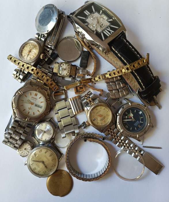 Collectors lot of watch parts