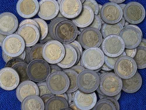 100 AVAILABLE! 2008 NELSON MANDELA CIRCULATED R5 COINS.BID PER COIN!