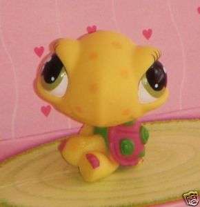 Hennie Special - Littlest pet shop,  Yellow Turtle #618 and other items