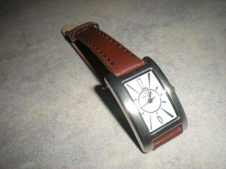 Ladies Wristwatch, smaller watch face. Brown Leatherette Watchband
