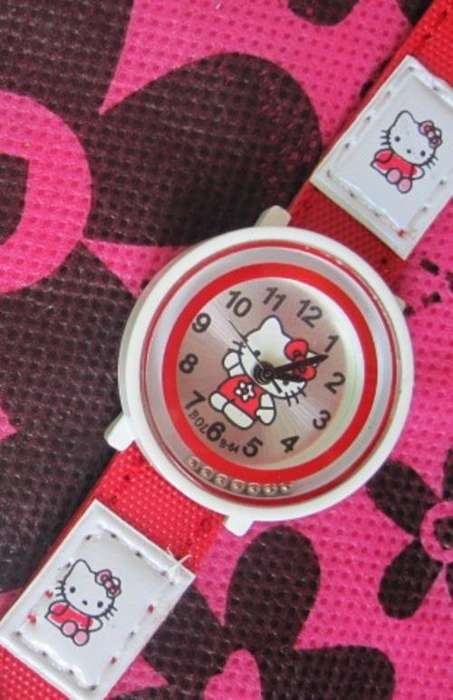Nolene Hudson 83 Special - Hello Kitty items