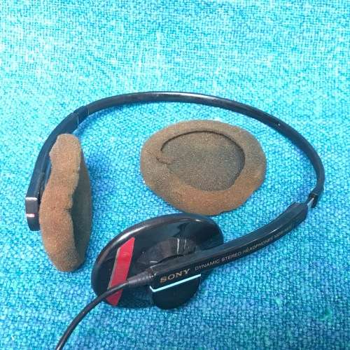 SONY MDR M33 Dynamic Stereo Headphones ,  VINTAGE COLLECTORS ITEM