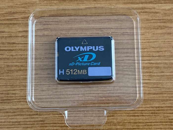 Olympus XD Card 512MB panorama , never used , in original box