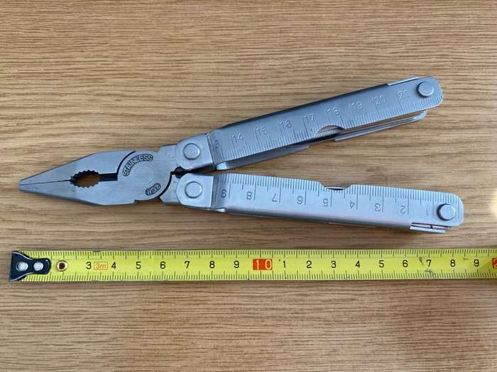 Multi Tool stainless steel 2CR, used, in good condition, hunting, outdoor,knife,pliers