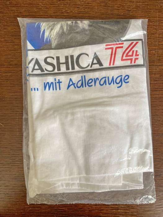 Yashica T4 mit Adlerauge T-Shirt , size XL, collectors item, still like new, not used, vintage