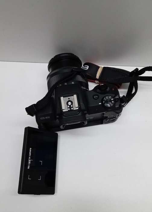 Canon EOS M50 mirrorless 4K Canon camera + spare battery