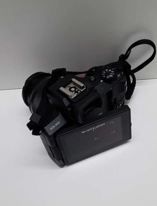 Canon EOS M50 mirrorless 4K Canon camera + spare battery