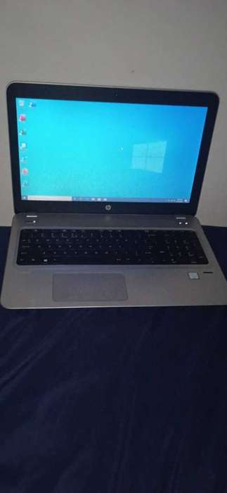 **BARGAIN PRICE REDUCED** Awesome HP Probook 450 G4 Intel Core i5-7700U (7th Gen)
