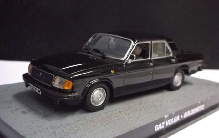 A WELL MADE HEAVY DIE CAST METAL MODEL OF THE" GAZ VOLGA" USED IN THE JAMES BOND MOVIE GOLDENEYE....