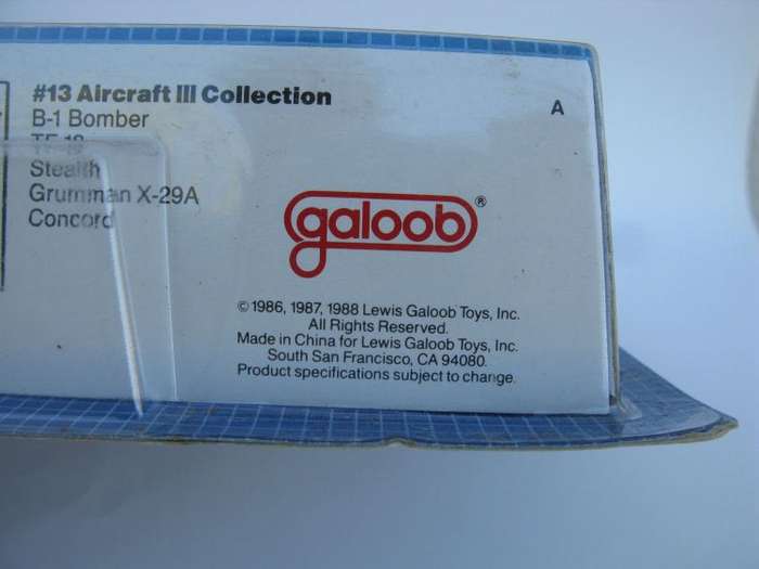 AN ORIGINAL 1988 SEALED PACK OF 5 AIRCRAFT SCALE MINIATURES BY MICRO MACHINES "GALOOB"...RARELY SEEN