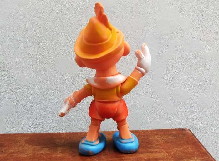 A SUPER RARE VINTAGE ORIGINAL RUBBER PINNOCHIO FIGURE ... FROM AROUND THE 1950`S OR 60`S ...WOW !!