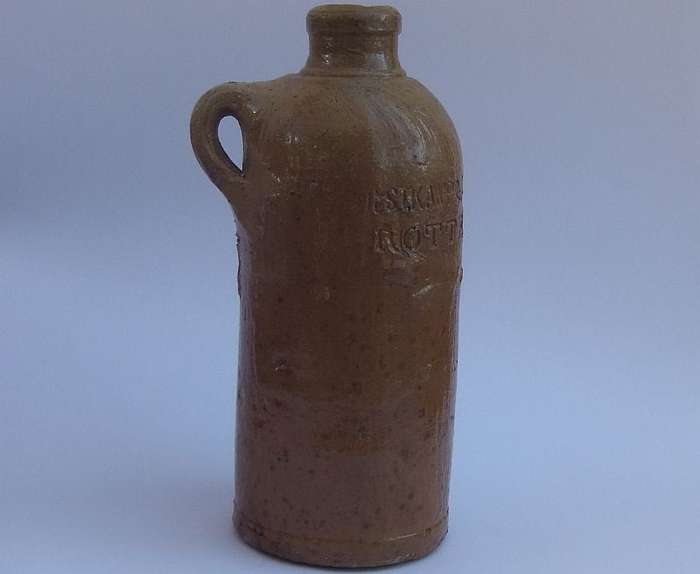 A RARE MINIATURE ANTIQUE STONEWARE GIN BOTTLE BY WESTKAMP & ZOON & MOLYN ...TOO CUTE !!