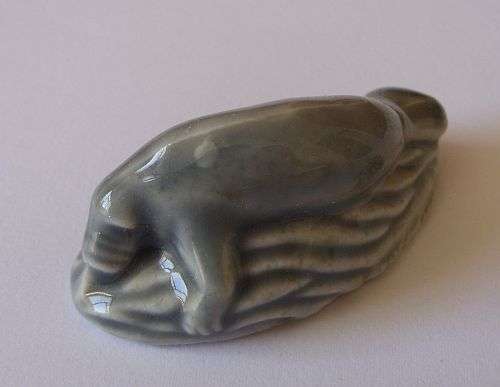 WADE - SEA LION / SEAL ?