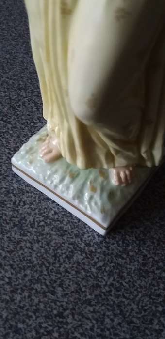 Rare Antique 19thc Berlin KPM Porcelain Figurine Of A Goddess