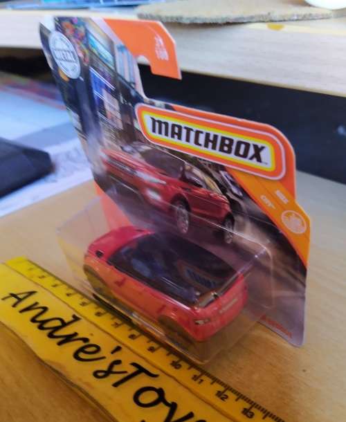 2019 Matchbox ~ 31/100 '2014 Range Rover Evoque ~ Mint on Short card