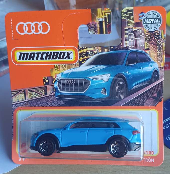 2022 Matchbox `Short Card` ~ No77/100 Audi E-Tron