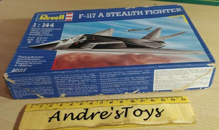Revell~  Model Kit ~ 1/144 ~ F-117 A Stealth Fighter