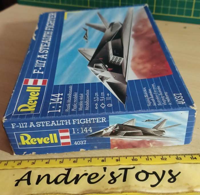 Revell~  Model Kit ~ 1/144 ~ F-117 A Stealth Fighter