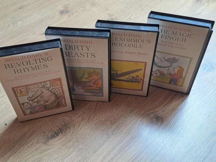 Roald Dahl 4 x VHS Video Tape Releases from 1990. A nice to have if youre a Roald Dahl fan.