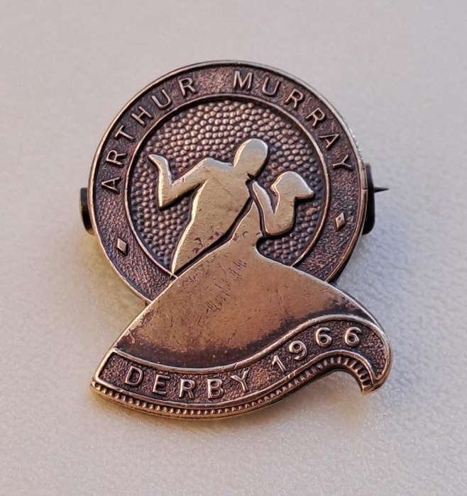 Arthur Murray Dance Studio 2 x pin badges circa 1960s and a SAFD (Dance) pin badge