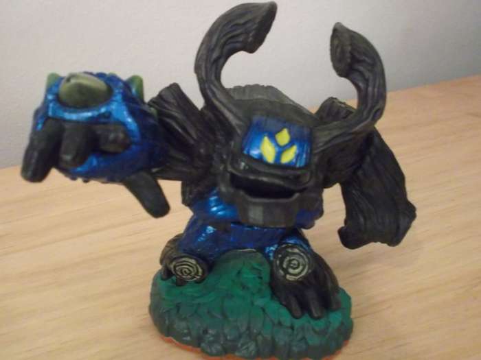 Official Skylanders Character Gnarly Tree Rex