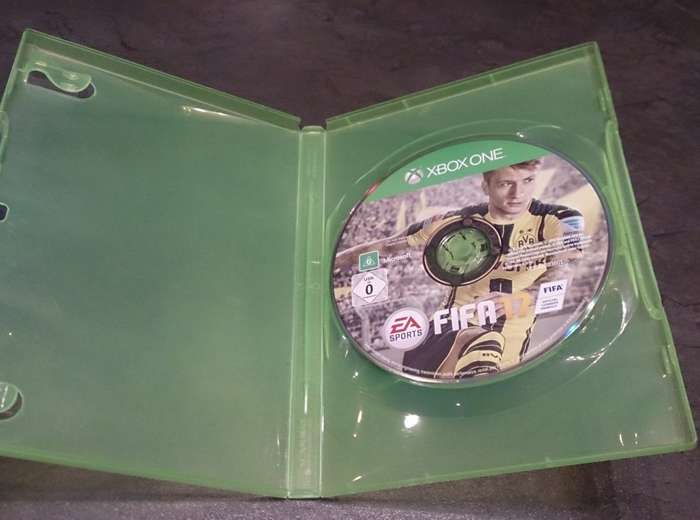 XBOX ONE FIFA 17 / BID TO WIN