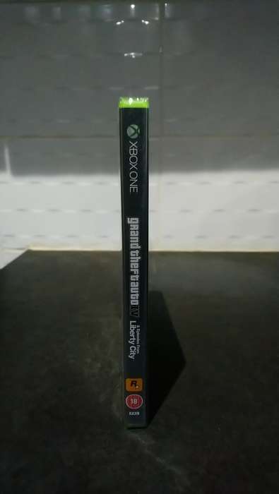 Xbox Grand Theft Auto IV The Complete Edition