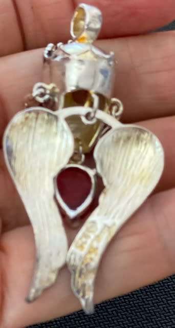 BEAUTFUL 925 SILVER PLATED SKULL WITH DANGLING WINGS PENDANT