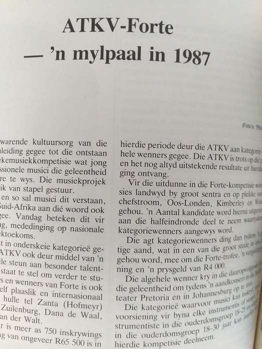 Lantern Tydskrif Magazine Aug 1988 vol 37 nr 3