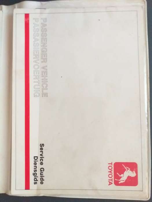 Toyota Corolla Owners Manual Eienaarshandleiding WITH Service guide / Diensgids