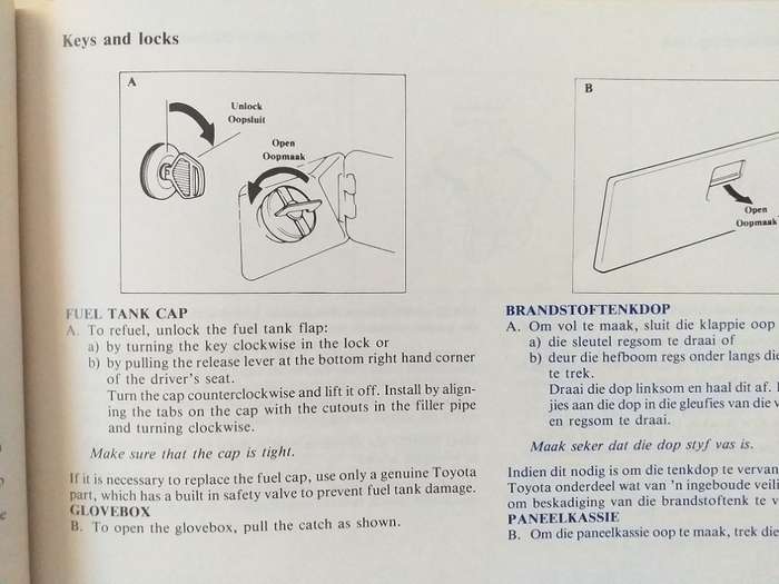 Toyota Corolla Owners Manual Eienaarshandleiding WITH Service guide / Diensgids