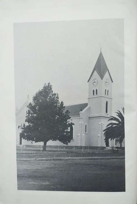 Eeufees gedenkboek NG Gemeente Brandfort 1875-1975 (Dr JA Heese)