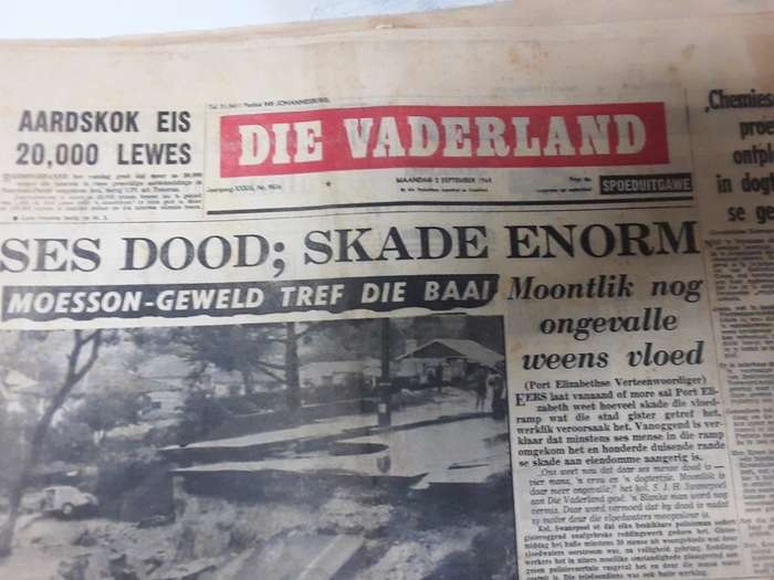 Lot of 6 newspapers / Koerante - Dagbreek - Hoofstad - Burger - Vaderland - Oosterlig
