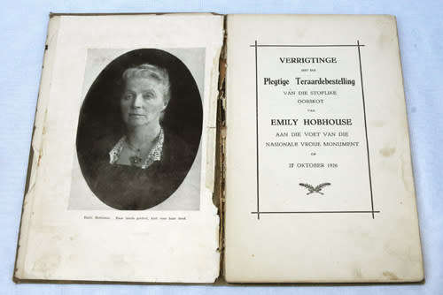Tot Nagedagtenis van Emily Hobhouse -- Dr N. J. van der Merwe