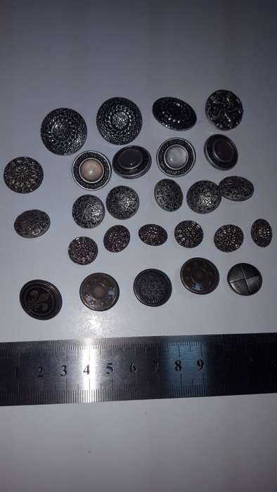 26 x Buttons
