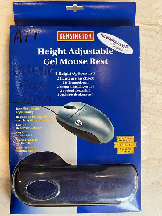 Kensington Height Adjustable Gel Mouse Pad Black