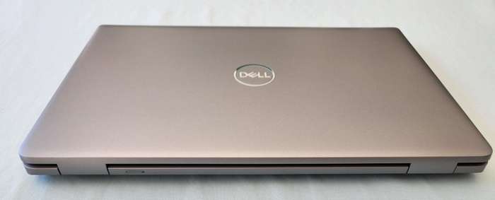Dell Latitude 5540 i5-134U,16GB,512GB,LTE- Windows 11 Pro