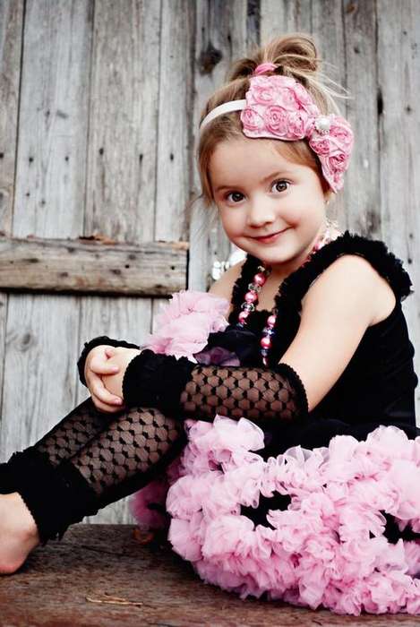 Smitten Flutter Pettitop - Black