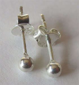 Solid Sterling Silver / studs  Earrings