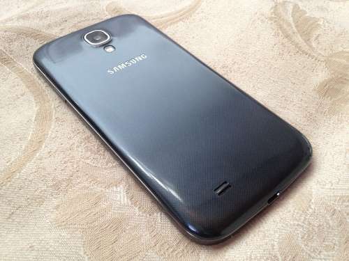 Samsung S4 (Like New)