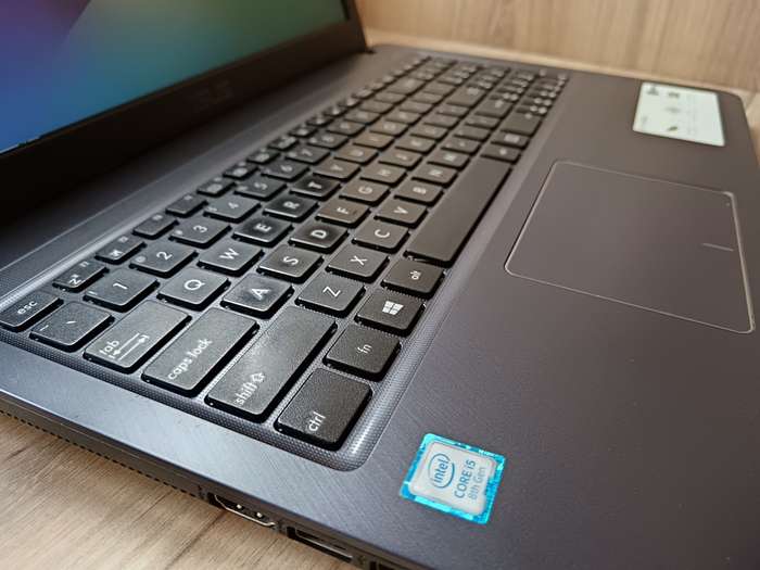 Asus X542UAR Intel Core I5 8th Gen + Free Laptop Bag