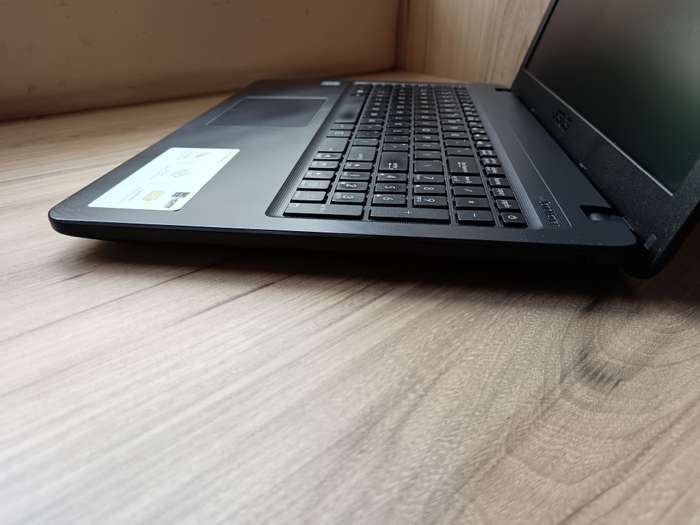 Asus X542UAR Intel Core I5 8th Gen + Free Laptop Bag