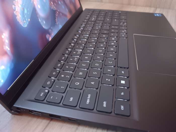 Dell Vostro 15 5510 I5 11th Gen + Free Laptop Bag